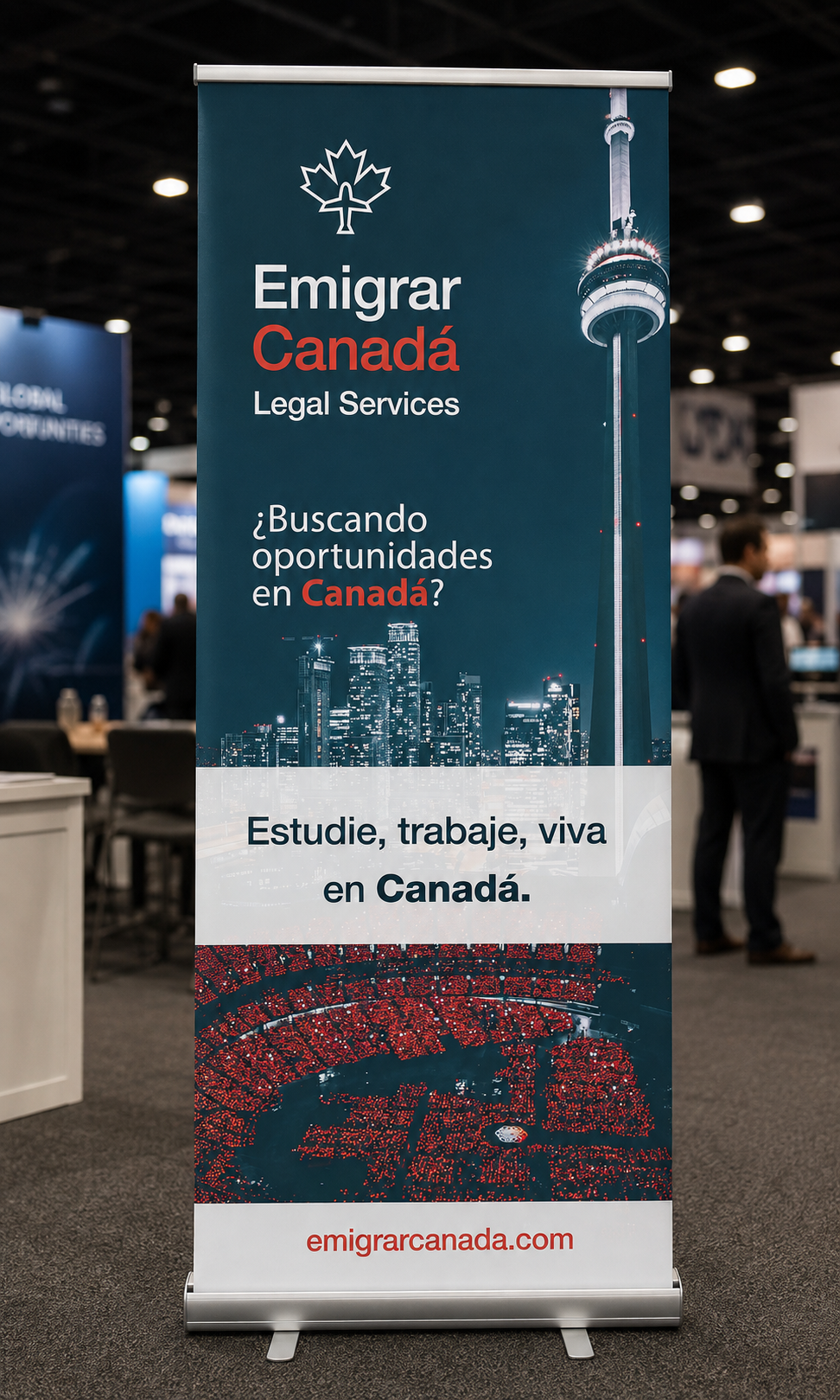 Standing Emigrar Canadá banner shown in a trade-show environment